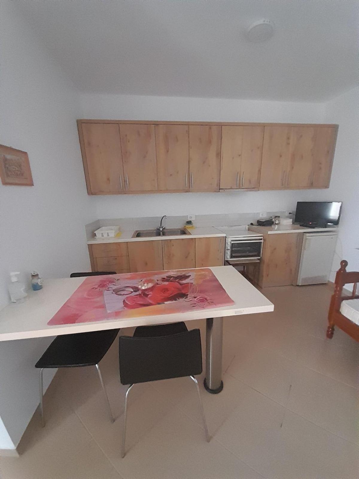 Sofia'S Rooms Химара Экстерьер фото